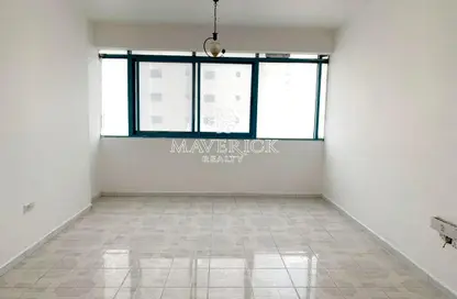 Empty Room image for: Apartment - 1 Bathroom for rent in Dar Al Majaz - Jamal Abdul Nasser Street - Al Majaz - Sharjah, Image 1