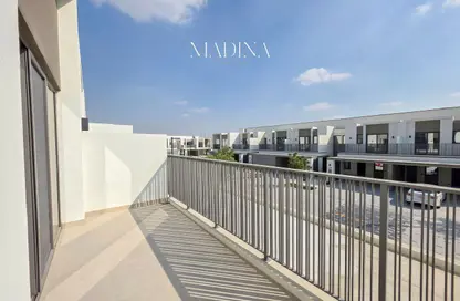 Townhouse - 3 Bedrooms - 4 Bathrooms for rent in Aura Gardens - Tilal Al Ghaf - Dubai
