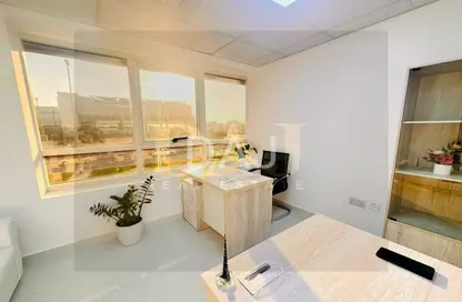 Office Space - Studio - 1 Bathroom for rent in Abu Hail - Deira - Dubai