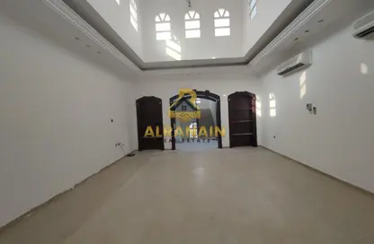 شقة - 5 غرف نوم - 6 حمامات للايجار في عيدان الريدا - الطويه - العين