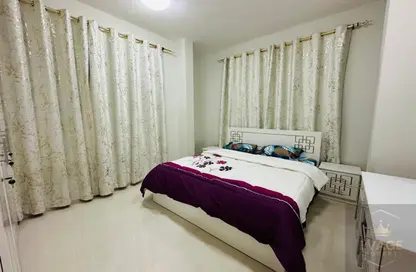 Apartment - 2 Bedrooms - 2 Bathrooms for rent in Ajman Corniche Road - Ajman