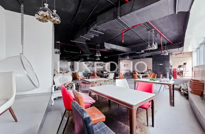 Retail - Studio for rent in Bay Central 3 - Dubai Marina - Dubai