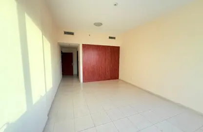 شقة - 2 غرف نوم - 3 حمامات للايجار في أوليمبك بارك 3 - أبراج اولمبيك بارك - مدينة دبي الرياضية - دبي