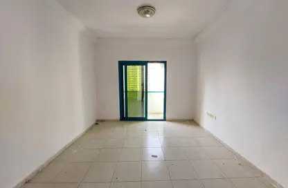 شقة - غرفة نوم - 1 حمام للايجار في شارع تالياتلا ​ - النهدة - الشارقة