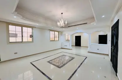 Villa - 6 Bedrooms - 7 Bathrooms for rent in Khalifa City A Villas - Khalifa City A - Khalifa City - Abu Dhabi