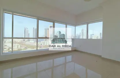 شقة - 3 غرف نوم - 4 حمامات للايجار في شارع التعاون الجديد - التعاون - الشارقة