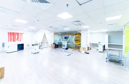 Office Space - Studio - 1 Bathroom for rent in Dubai National Insurance Building - Sheikh Zayed Road - Dubai