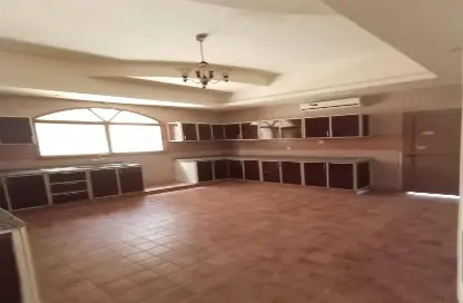 Empty Room image for: Villa - 5 Bedrooms for rent in Al Rawda 3 - Al Rawda - Ajman, Image 1