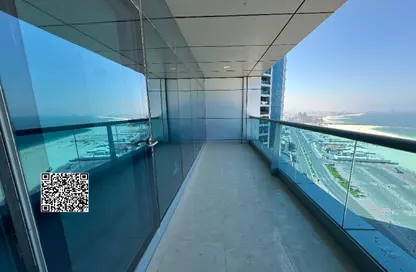 شقة - 3 غرف نوم - 4 حمامات للايجار في مساكن كورنيش عجمان - طريق كورنيش عجمان - عجمان