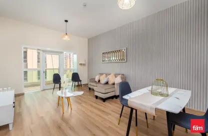 Apartment - 1 Bedroom - 2 Bathrooms for sale in Marina Pinnacle - Dubai Marina - Dubai