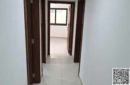 شقة - 3 غرف نوم - 2 حمامات للايجار في مساكن كورنيش عجمان - طريق كورنيش عجمان - عجمان