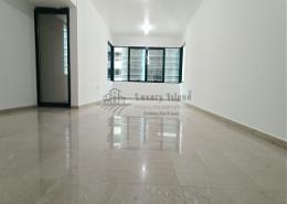Empty Room image for: Duplex - 4 bedrooms - 5 bathrooms for rent in Al Ahlia tower - Al Khalidiya - Abu Dhabi, Image 1