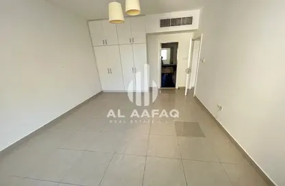 شقة - 2 غرف نوم - 3 حمامات للايجار في المجاز 3 - المجاز - الشارقة