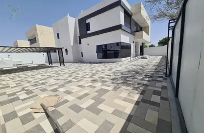 Duplex - 4 Bedrooms - 7 Bathrooms for rent in Gafat Al Nayyar - Zakher - Al Ain
