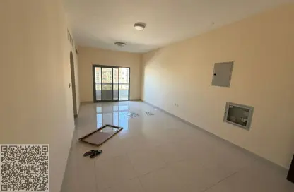 Apartment - 2 Bedrooms - 2 Bathrooms for rent in Al Jurf 2 - Al Jurf - Ajman Downtown - Ajman