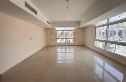 Villa - 4 Bedrooms - 5 Bathrooms for rent in Al Forsan Village - Khalifa City - Abu Dhabi
