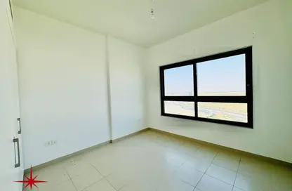 Apartment - 1 Bedroom - 1 Bathroom for rent in Golf Views - EMAAR South - Dubai South (Dubai World Central) - Dubai