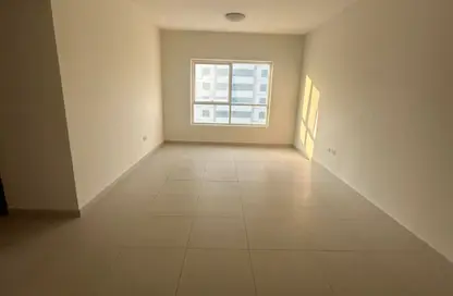 Apartment - 2 Bedrooms - 3 Bathrooms for rent in New Al Taawun Road - Al Taawun - Sharjah