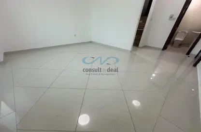 Apartment - Studio - 1 Bathroom for rent in Mohamed Bin Zayed Centre - Mohamed Bin Zayed City - Abu Dhabi