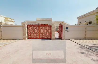 Villa - 5 Bedrooms - 7+ Bathrooms for rent in Mohamed Bin Zayed City - Abu Dhabi