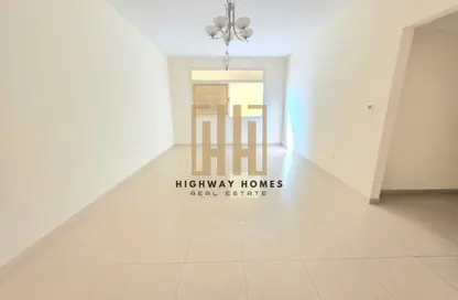 Apartment - 2 Bedrooms - 2 Bathrooms for rent in Muwaileh 29 Building - Muwaileh - Sharjah