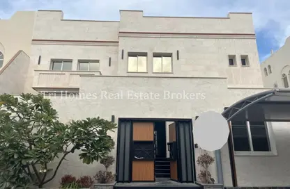 فيلا - 5 غرف نوم - 5 حمامات للايجار في البطين - أبوظبي