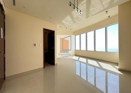 صورةغرفة فارغة لـ: شقة - 2 غرف نوم - 3 حمامات للكراء في أبراج نيشن تاورز - شارع الكورنيش - أبوظبي, صورة 1