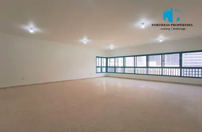 شقة - 4 غرف نوم - 5 حمامات للايجار في برج الغيث - شارع حمدان - أبوظبي