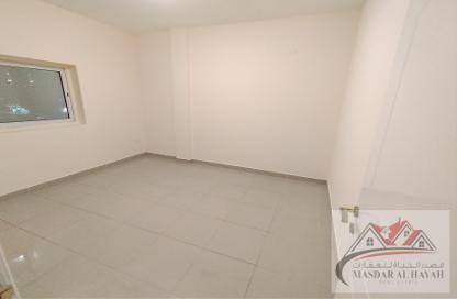 شقة - غرفة نوم - 2 حمامات للايجار في ذا سكواير 1 - تجارية مويلح - الشارقة