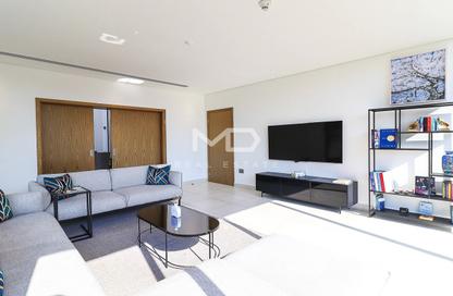 Villa - 4 Bedrooms - 6 Bathrooms for sale in West Yas - Yas Island - Abu Dhabi