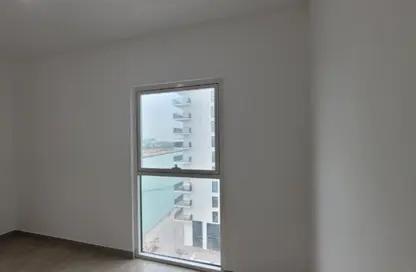 Apartment - 1 Bedroom - 1 Bathroom for rent in Waters Edge - Yas Island - Abu Dhabi