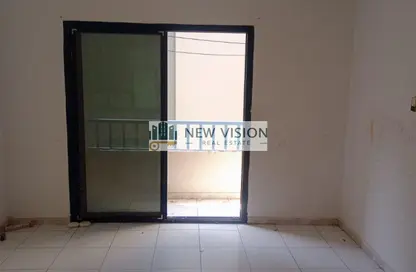 شقة - 2 غرف نوم - 2 حمامات للايجار في الند - القاسمية - الشارقة