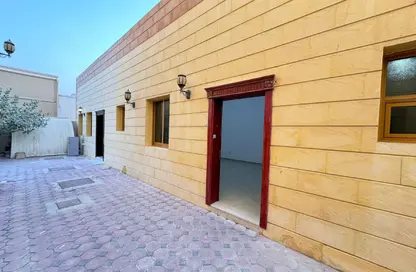 Apartment - 1 Bedroom - 1 Bathroom for rent in Mohamed Bin Zayed Centre - Mohamed Bin Zayed City - Abu Dhabi