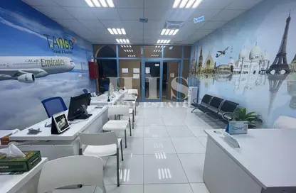 Shop - Studio - 1 Bathroom for rent in O01 - Persia Cluster - International City - Dubai