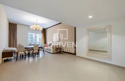 Apartment - 2 Bedrooms - 3 Bathrooms for sale in Marina 101 - Dubai Marina - Dubai