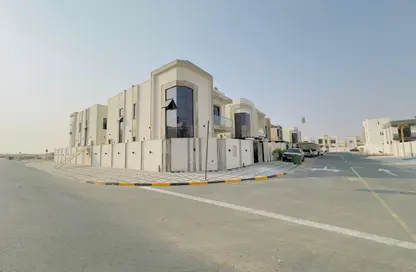 فيلا - 5 غرف نوم - 5 حمامات للبيع في الزاهية جاردنز - الزاهية - عجمان