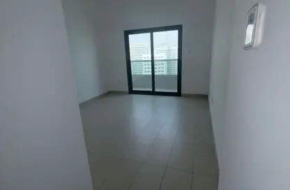 Apartment - 1 Bedroom - 2 Bathrooms for rent in Al Khan Corniche - Al Khan - Sharjah