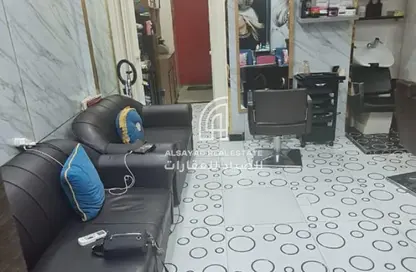 Shop - Studio - 1 Bathroom for rent in Jamal Abdul Nasser Street - Al Majaz - Sharjah