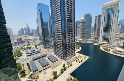 Apartment - 1 Bedroom - 2 Bathrooms for rent in Lakeshore Tower 1 - JLT Cluster Y - Jumeirah Lake Towers - Dubai