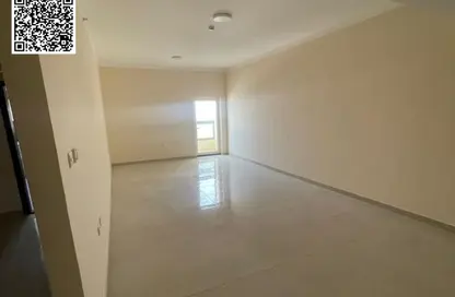 Apartment - 3 Bedrooms - 3 Bathrooms for rent in Al Jurf 2 - Al Jurf - Ajman Downtown - Ajman