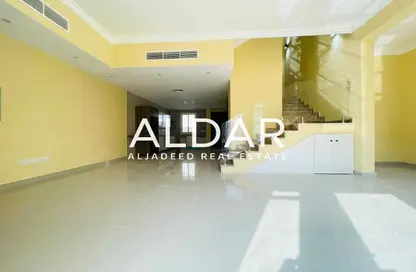 فيلا - 4 غرف نوم - 6 حمامات للايجار في فلل سيدني - منطقة 18 - قرية الجميرا سركل - دبي