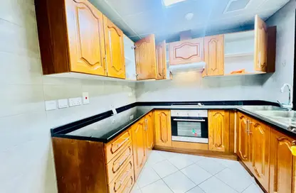 شقة - 2 غرف نوم - 2 حمامات للايجار في بلو تاور - شارع الشيخ زايد - دبي