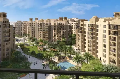 Apartment - 3 Bedrooms - 4 Bathrooms for sale in Lamaa - Madinat Jumeirah Living - Umm Suqeim - Dubai