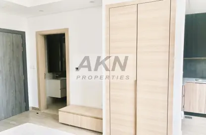 Apartment - Studio - 1 Bathroom for rent in Regina Tower - Jumeirah Village Circle - Dubai