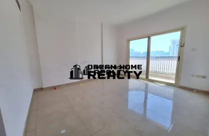 Apartment - 3 Bedrooms - 3 Bathrooms for rent in Manazil Tower 5 - Al Taawun Street - Al Taawun - Sharjah