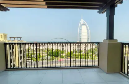 Apartment - 3 Bedrooms - 4 Bathrooms for rent in Lamtara 2 - Madinat Jumeirah Living - Umm Suqeim - Dubai