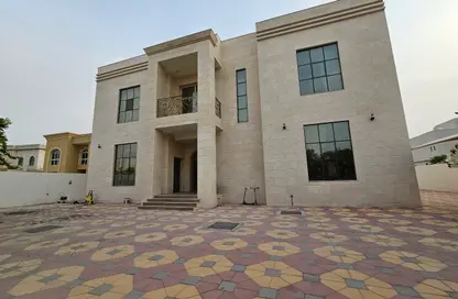 Villa - 5 Bedrooms - 7 Bathrooms for rent in Nad Al Sheba 4 - Nad Al Sheba - Dubai