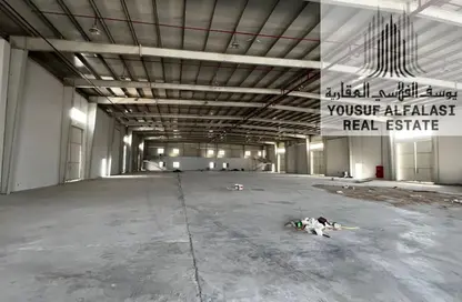 Warehouse - Studio - 2 Bathrooms for rent in Umm Al Thuoob - Umm Al Quwain