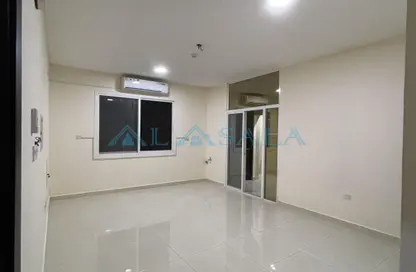 Empty Room image for: Apartment - 1 Bathroom for rent in Al Hudaibah - Ras Al Khaimah, Image 1