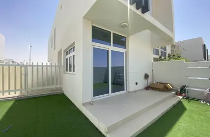 Townhouse - 3 Bedrooms - 3 Bathrooms for sale in Centaury - The Roots DAMAC Hills 2 - Damac Hills 2 - Dubai